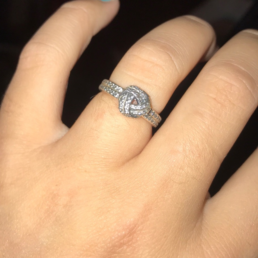 Pandora ring